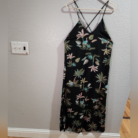 Old Navy Dresses & Skirts - Old Navy maxi dress